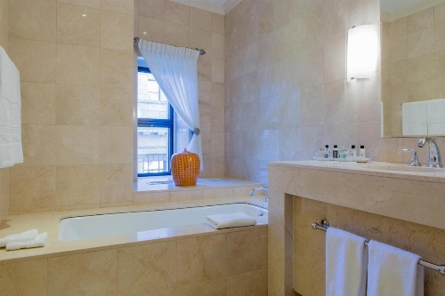 Hotel Le St. James Montreal image 27