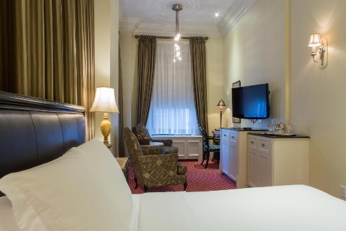 Hotel Le St. James Montreal image 8